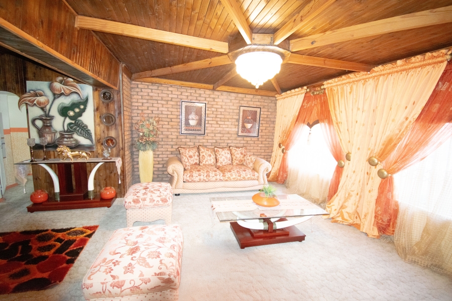 To Let 3 Bedroom Property for Rent in Doorn Free State